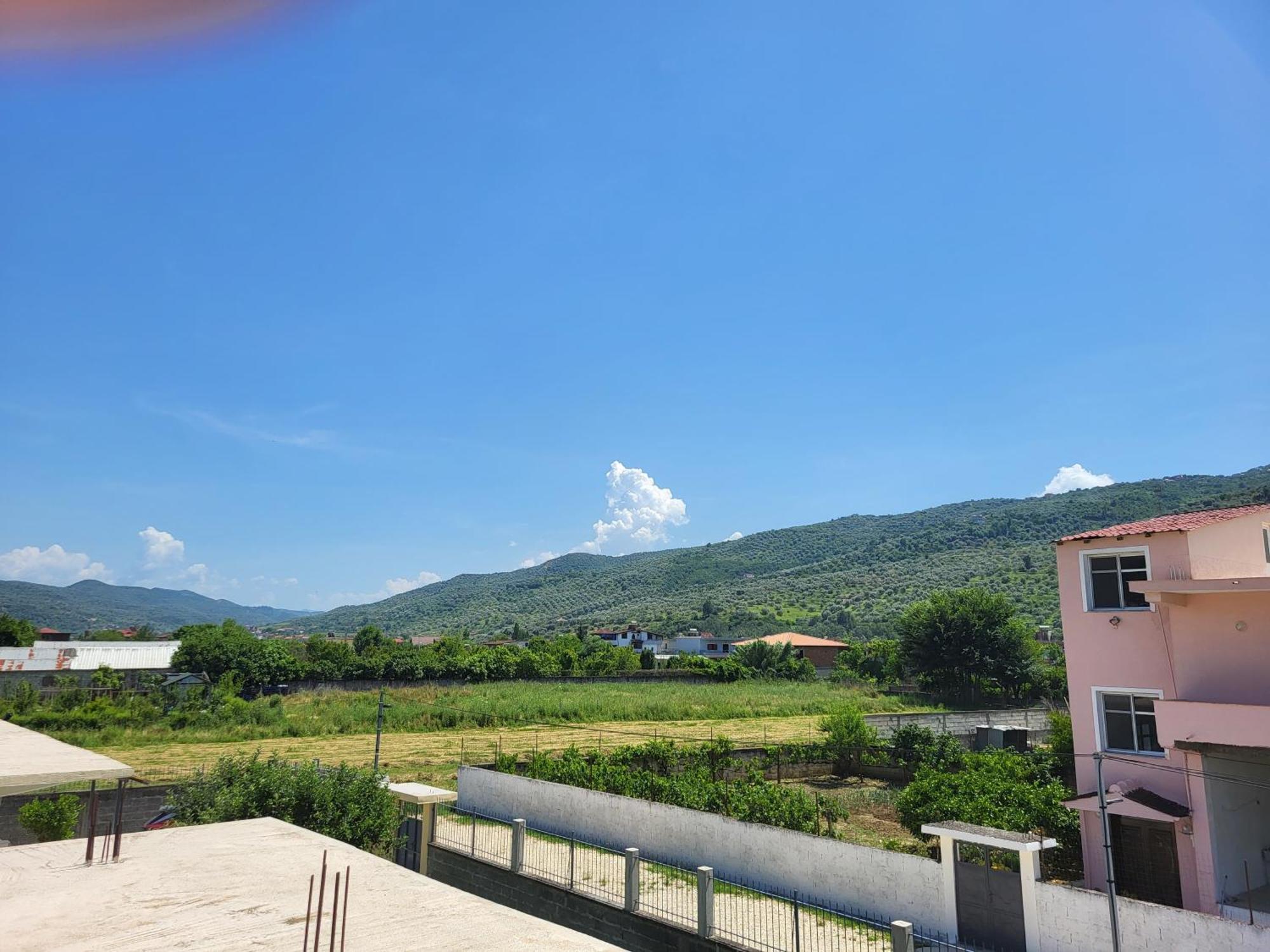 Villa Ndoni Berat Luaran gambar