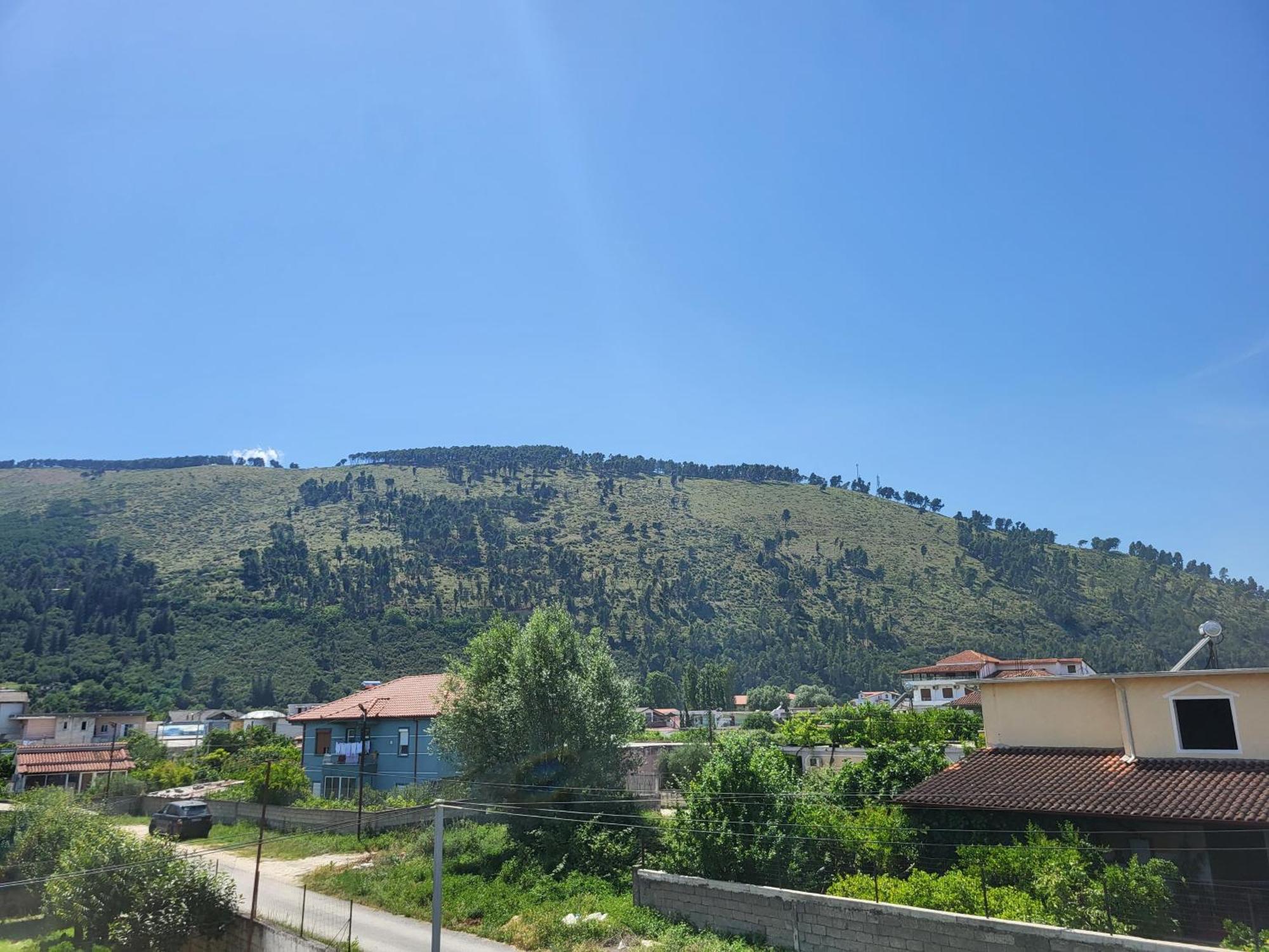 Villa Ndoni Berat Luaran gambar