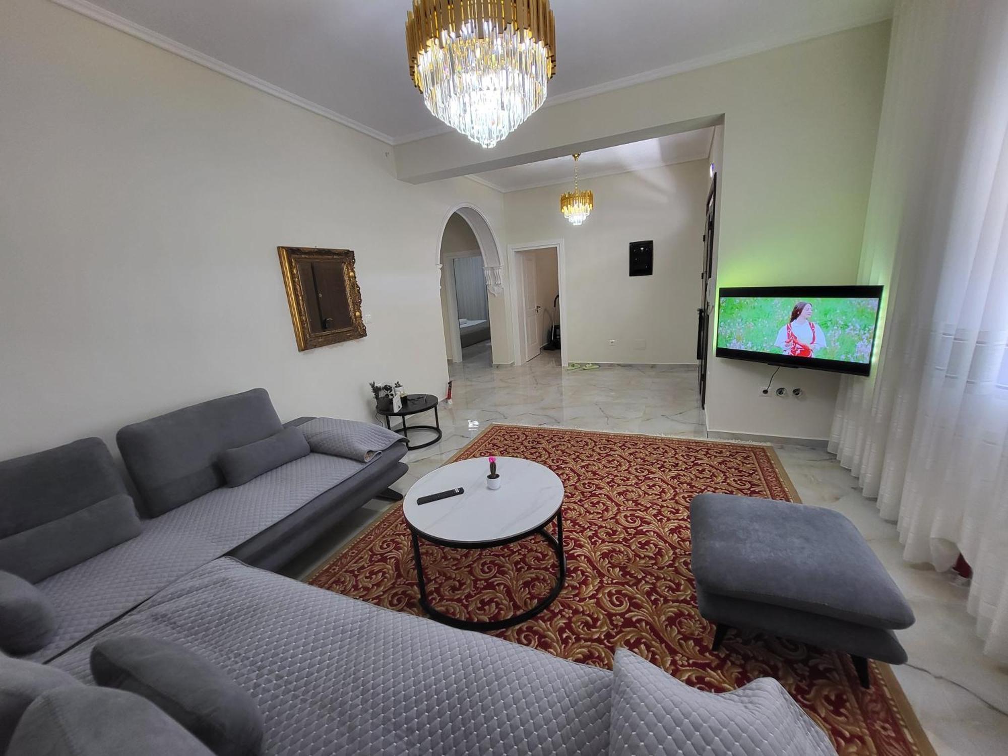 Villa Ndoni Berat Luaran gambar